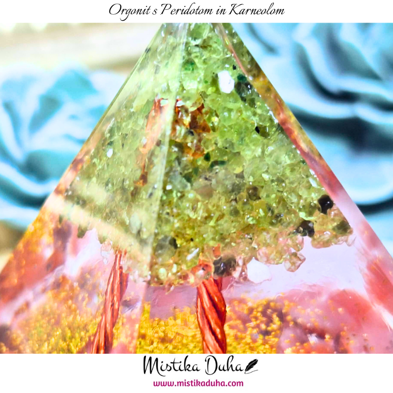 Orgonit s Peridotom in Karneolom - slika 4